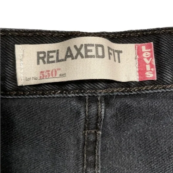 Vintage Levi’s 550 relaxed fit black cotton high waist unisex jeans